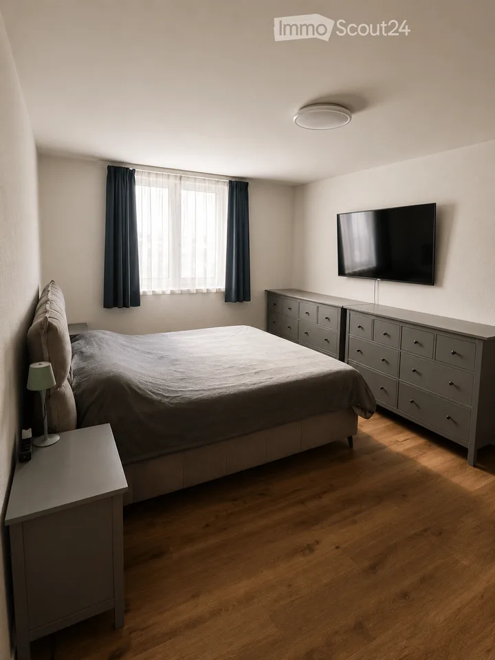 Moderne 4.5-Zimmer-Eigentumswohnung mit Südwest-Balkon und hochwertigem Innenausbau.
