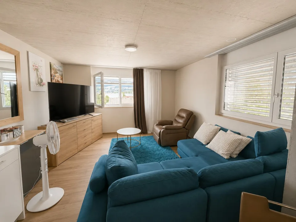 Helle Wohnung mit dem Pool