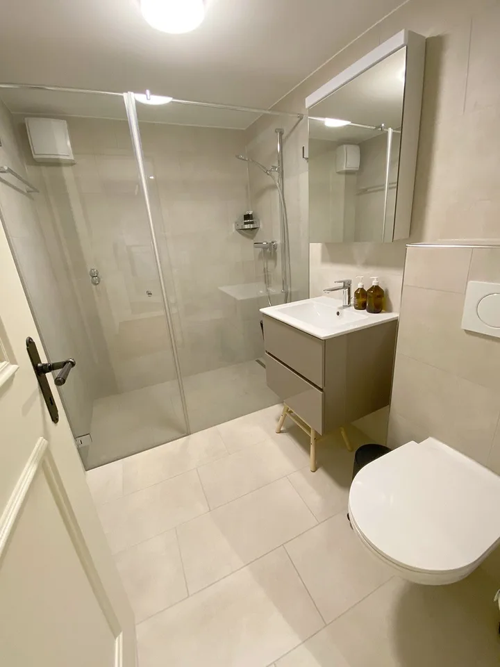 Befristetes WG-Zimmer mit Seezugang