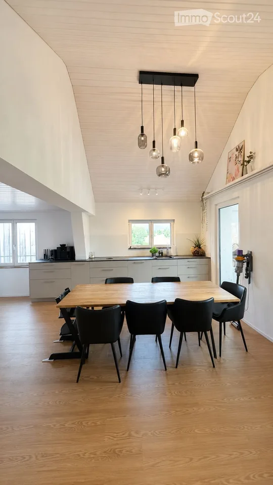 Charmante 5.5-Zimmer-Maisonettewohnung in Wittenbach – sofort verfügbar!