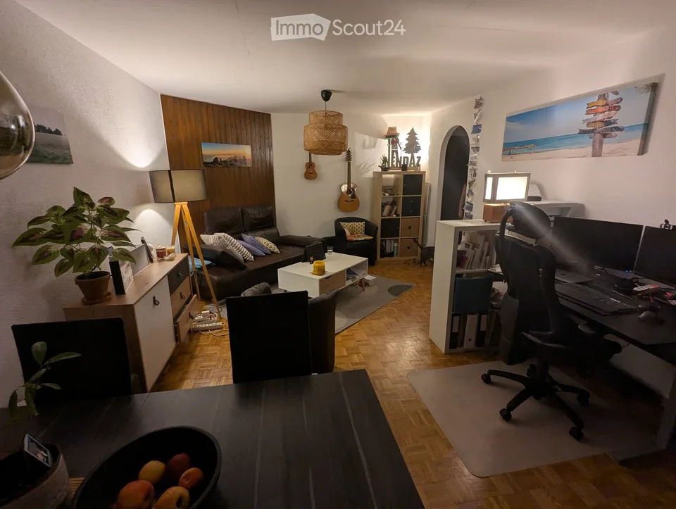 2,5-Zimmer-Wohnung ohne Möbel, Jahresmiete