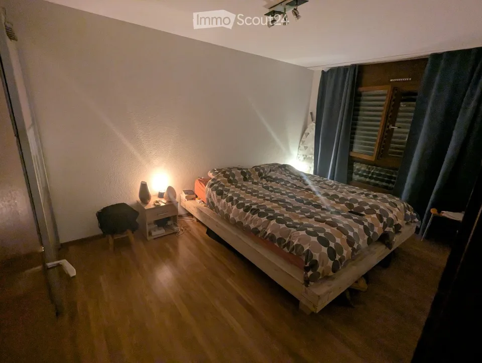2,5-Zimmer-Wohnung ohne Möbel, Jahresmiete