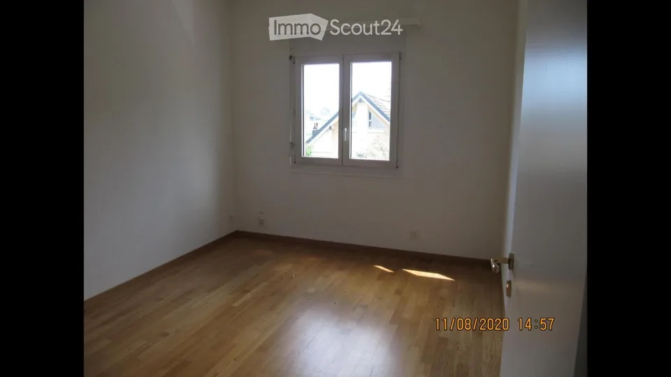 Enormes und helles 3.5-Zimmer-Wohnung zur Miete