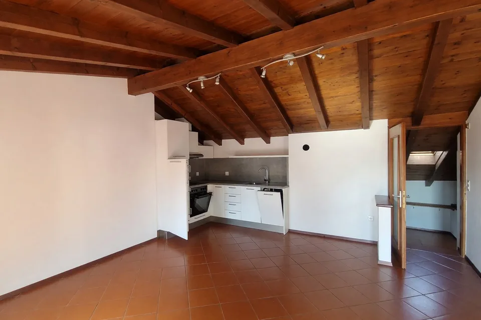 Fascinating 3.5-room apartment in the core completely renovated