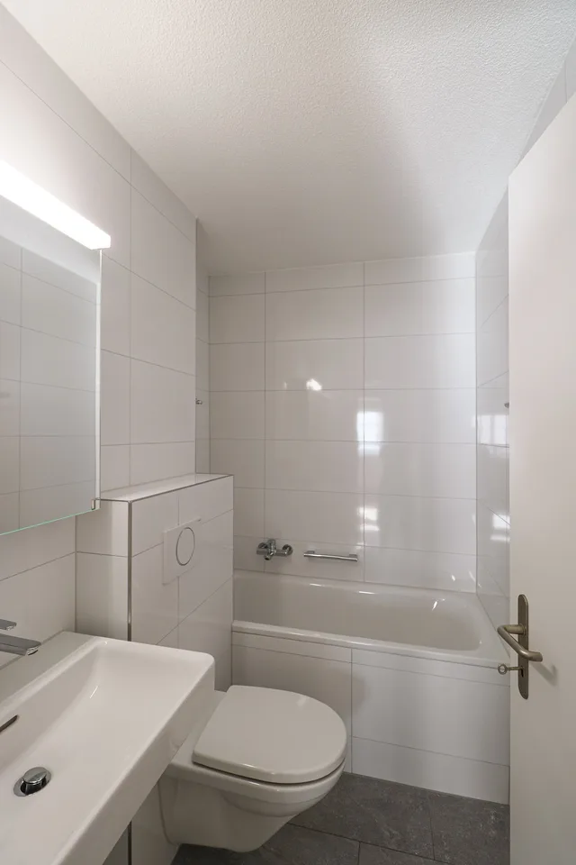 Helle Dachwohnung mit Galerie / App. mansardé lumineux avec galerie – foto 9 di 9