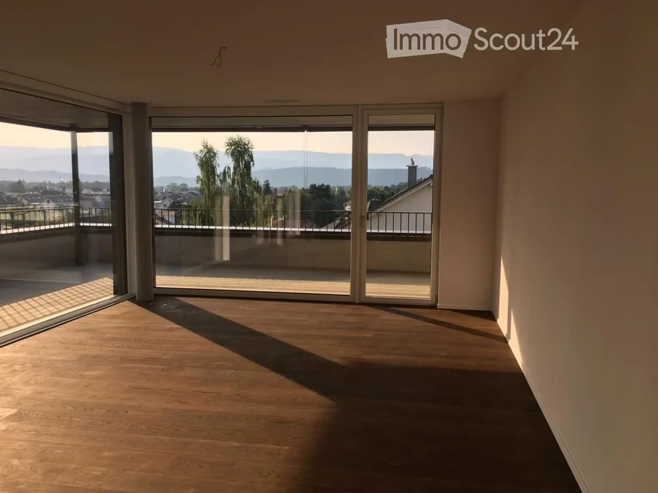 Appartement moderne 5.5 pièces avec vue sur le Jura à Lyss
