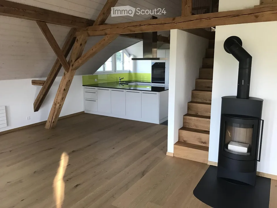 Charmante 3.5-Zimmer-Dachwohnung mit Galerie