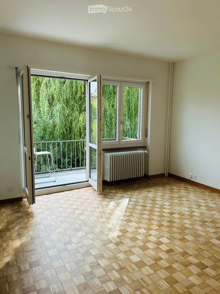 Charmante 3-Zimmer-Maisonette-Wohnung mit Balkon in Bern-Elfenau