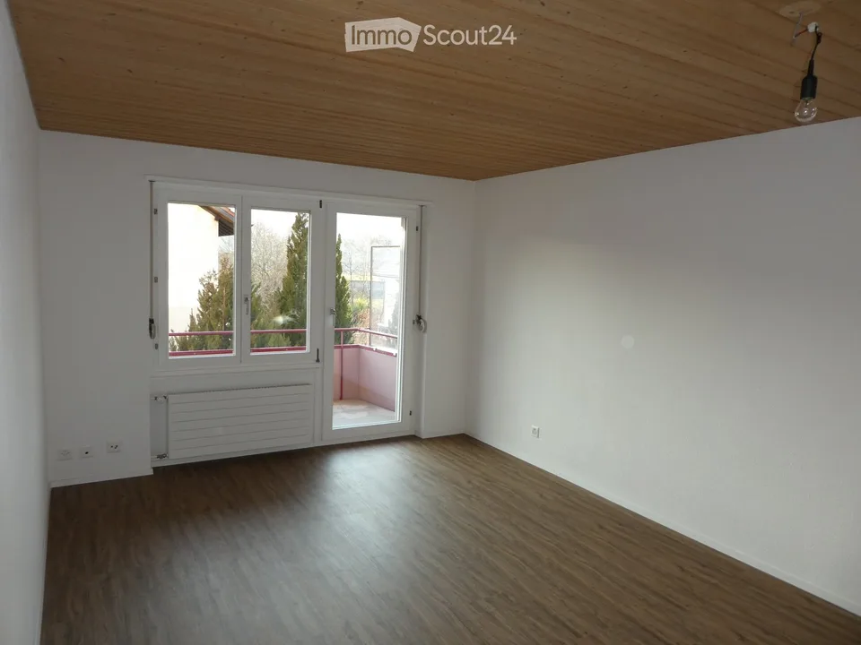 Appartement confortable de 3 pièces au premier étage élevé à Münsingen