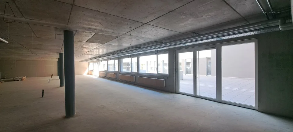Local commercial, bureau et entrepôt / Gewerberaum, Büro und Lager