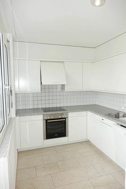 Charmant appartement mansardé avec plusieurs balcons