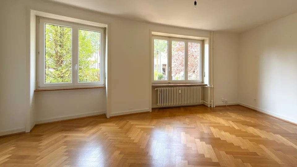 2-Zimmerwohnung mit Fischgratparkett im Bachlettenquartier