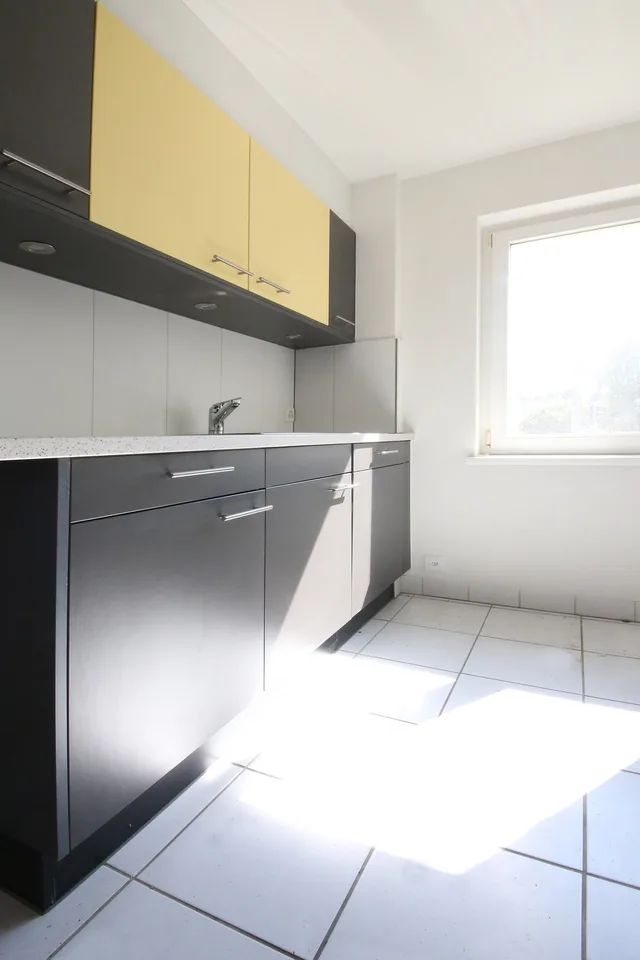Gepflegte  und helle 2-Zimmer-Wohnung (52 m2) mit Balkon