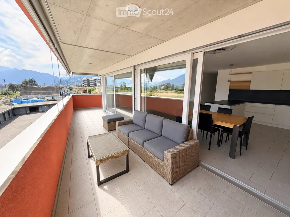 Tenero  Moderno 4.5 locali con terrazza e 2 posteggi