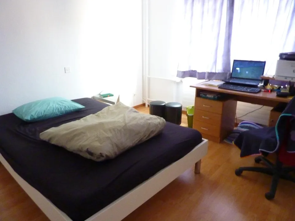 WG Zimmer mit Wohnung Mitbenutzung