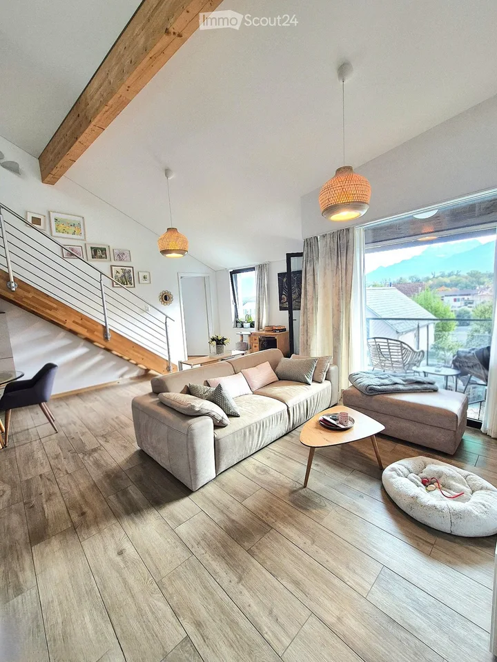 Superbe attique duplex 4,5 pièces à deux pas du lac