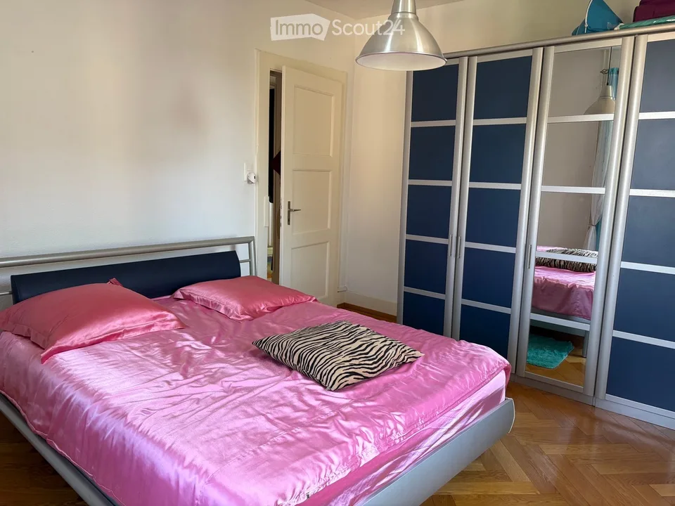 Chambre meublée à louer, proche de la garde de Renens