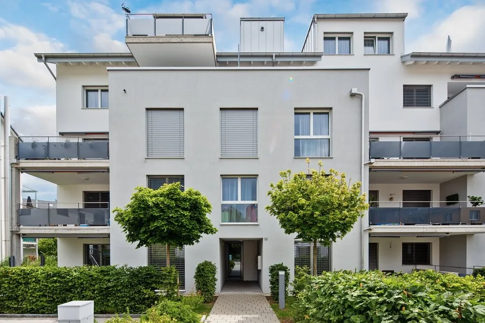 Helle, moderne Wohnung an ruhiger Lage