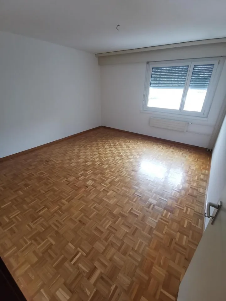 Appartamento di 3 locali luminoso e accogliente al 3° piano in un quartiere tranquillo