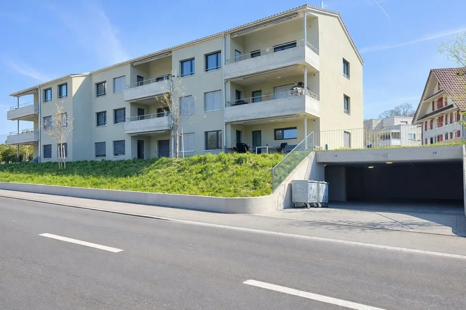 GEMÜTLICHE 4.5 ZIMMER-WOHNUNG IN HITZKIRCH