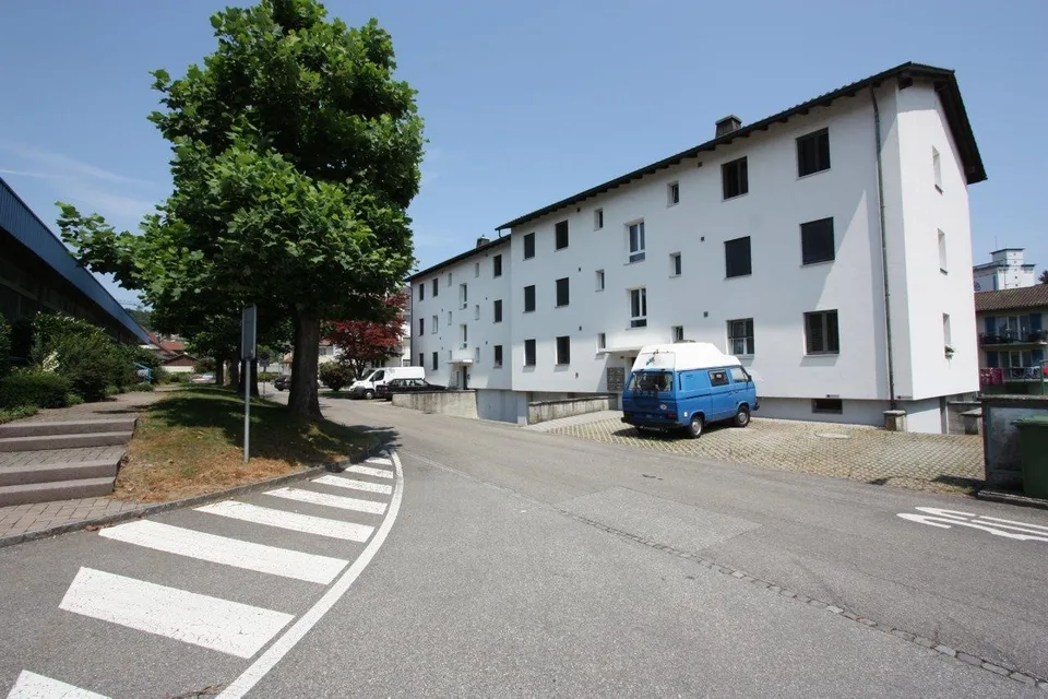 Helle 3-Zimmer-Wohnung mit Balkon in Aarburg