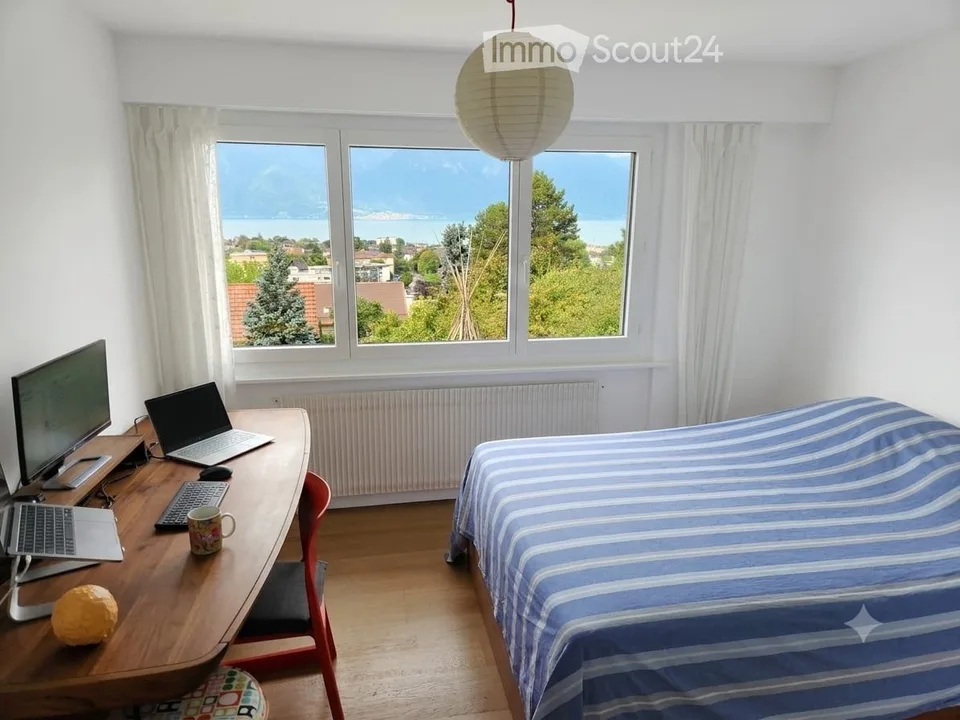 3 x 1 chambres à louer pour une courte durée dans villa