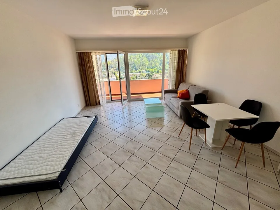 Studio 1.5 locali Caslano/Pura arredato + Posto auto