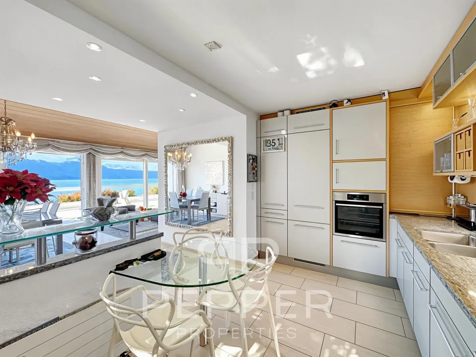 Duplex en attique avec vue spectaculaire et intimité hors norme
