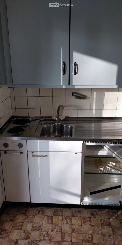 Charmant studio avec balcon à Ecublens (1024)
