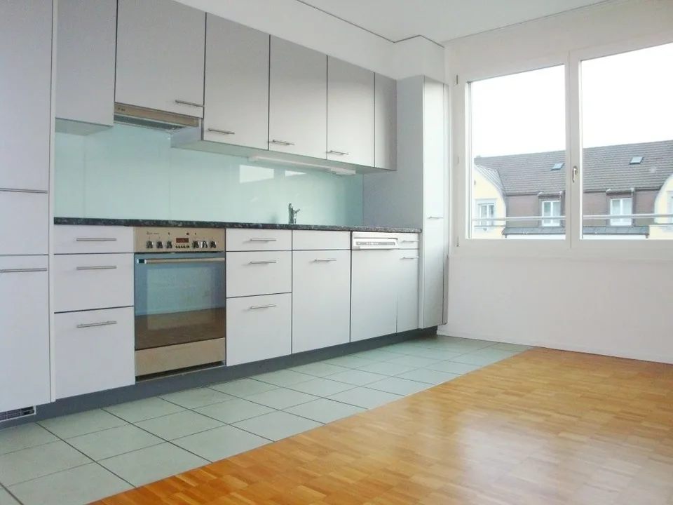 3 bedroom apartment near Novartis/BASF