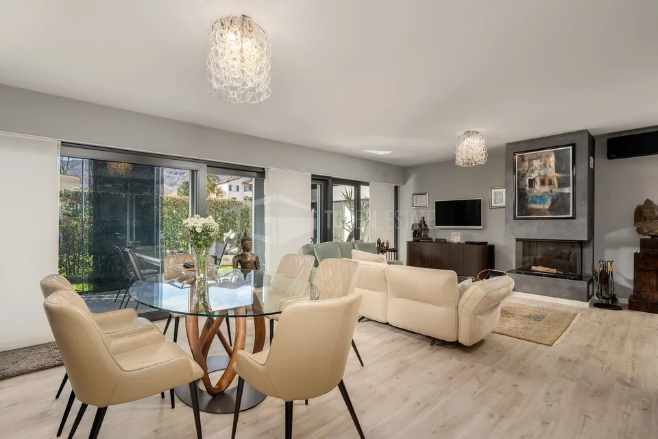 CASA DI 5 LOCALI CON GIARDINO. | 5-ROOM HOUSE WITH GARDEN. | CASA D...