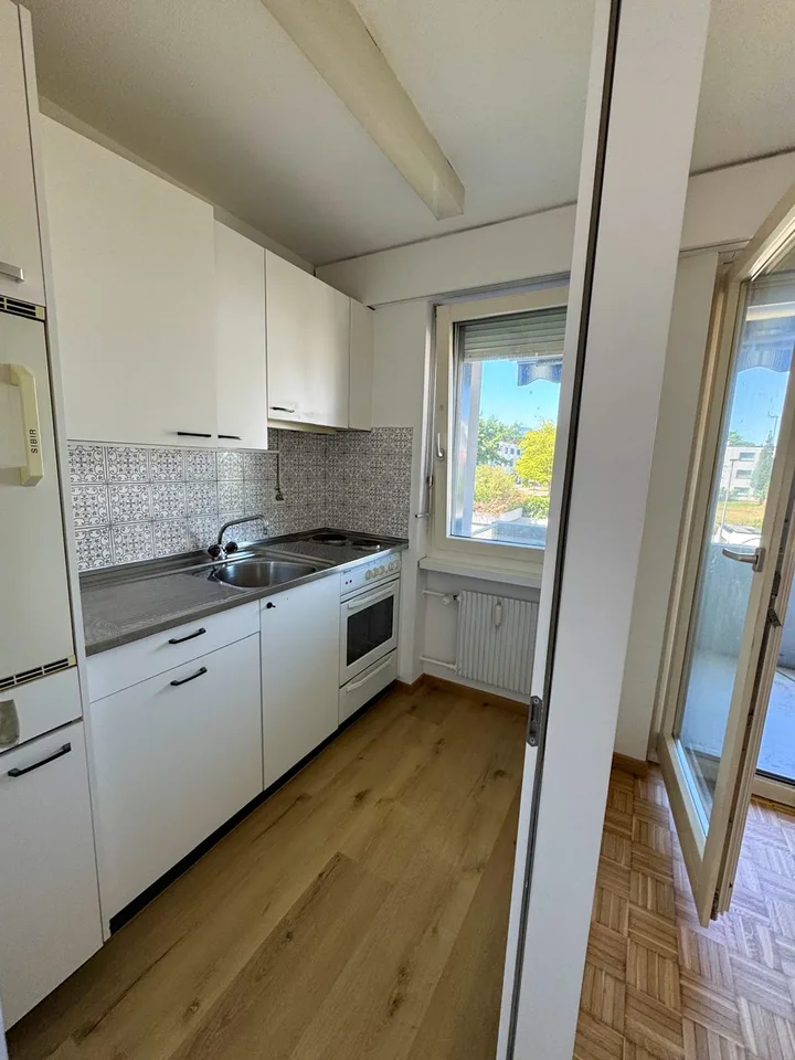 Appartamento accogliente 1.5 locali con balcone a Heimberg