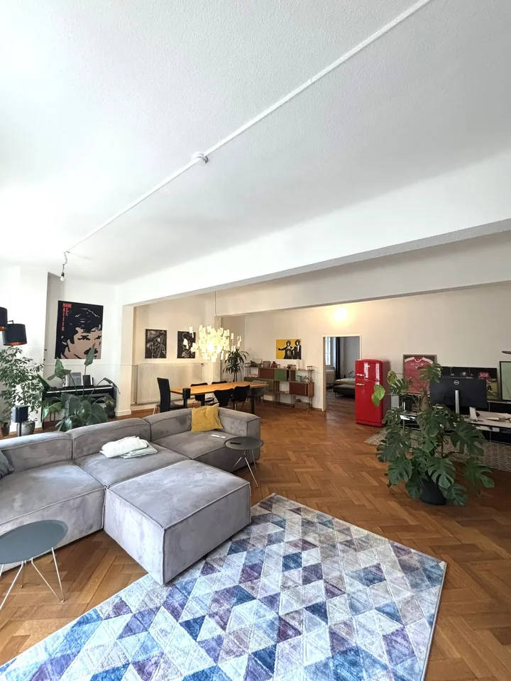 Impressive 2-room loft-style apartment in the old town of Bern