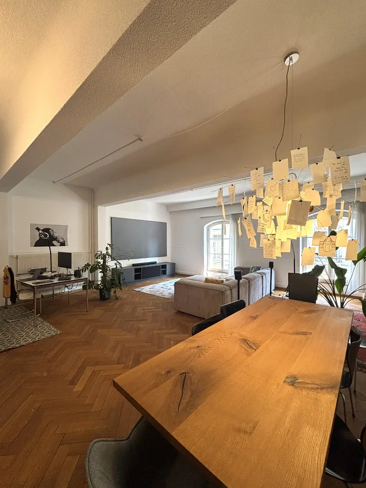 Impressive 2-room loft-style apartment in the old town of Bern