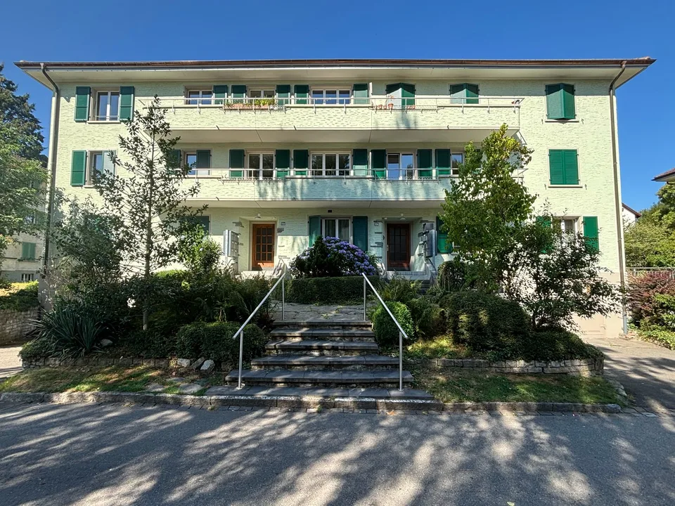 Charmante 3.5-Zimmerwohnung mit Balkon in Ostermundigen – Ab September verfügbar.