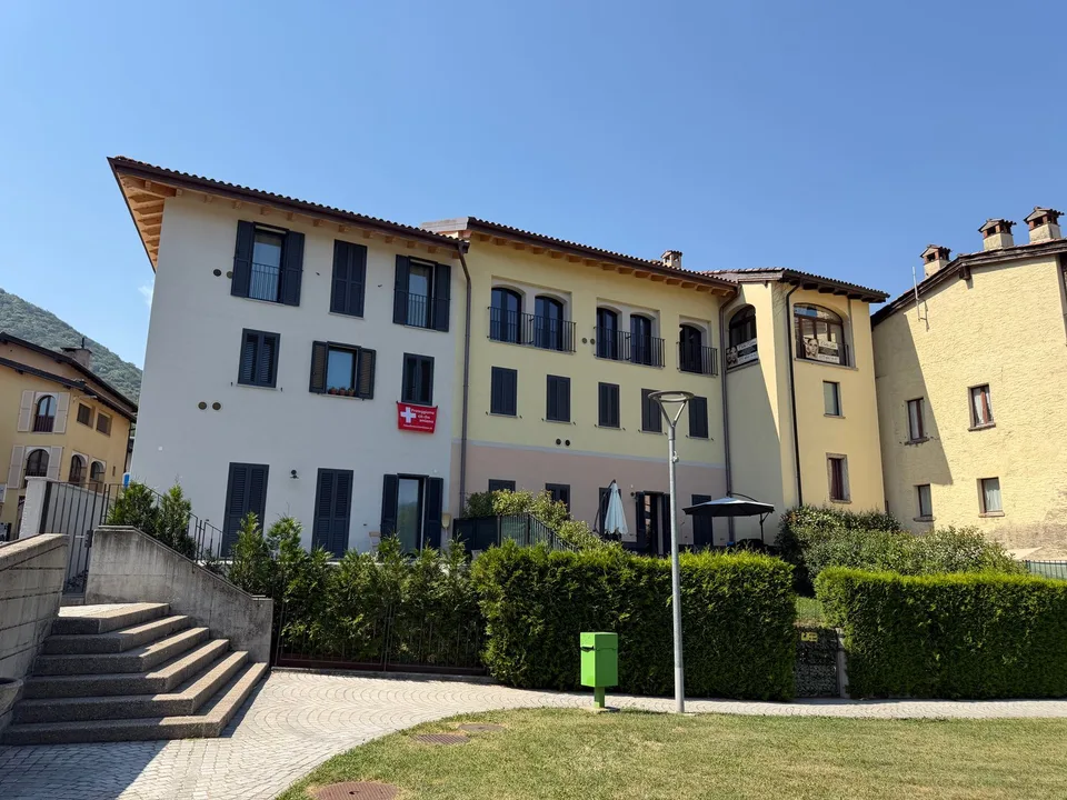 Nouvelle palazzina de 6 appartements à Pura