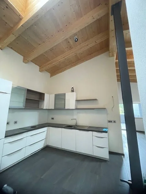 Dachwohnung in Gals