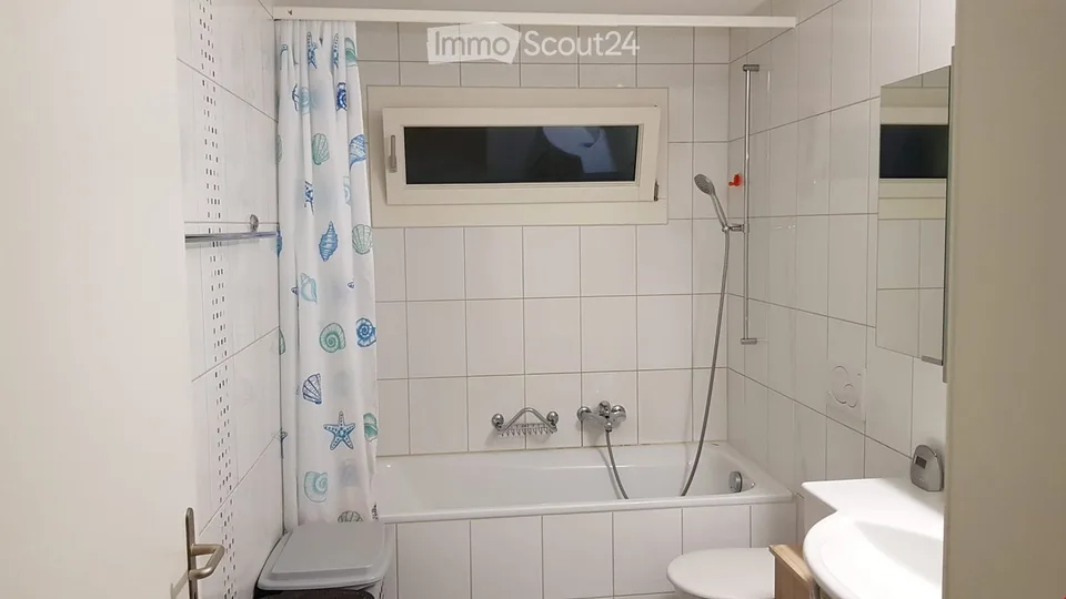 Appartement lumineux 2.5 pièces avec balcon à Düdingen – disponible immédiatement !