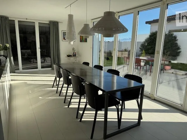Detached house in Perroy