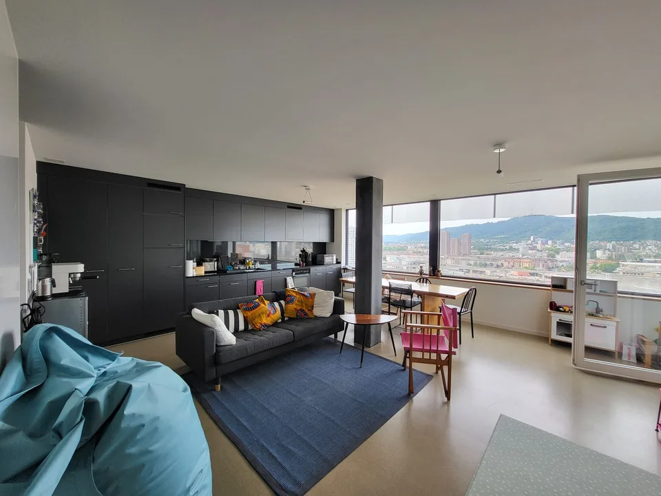 Spacious 3,5 room apartment with amazing views