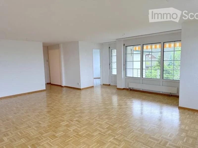 Grosse Wohnung im Grünen mit Seeblick