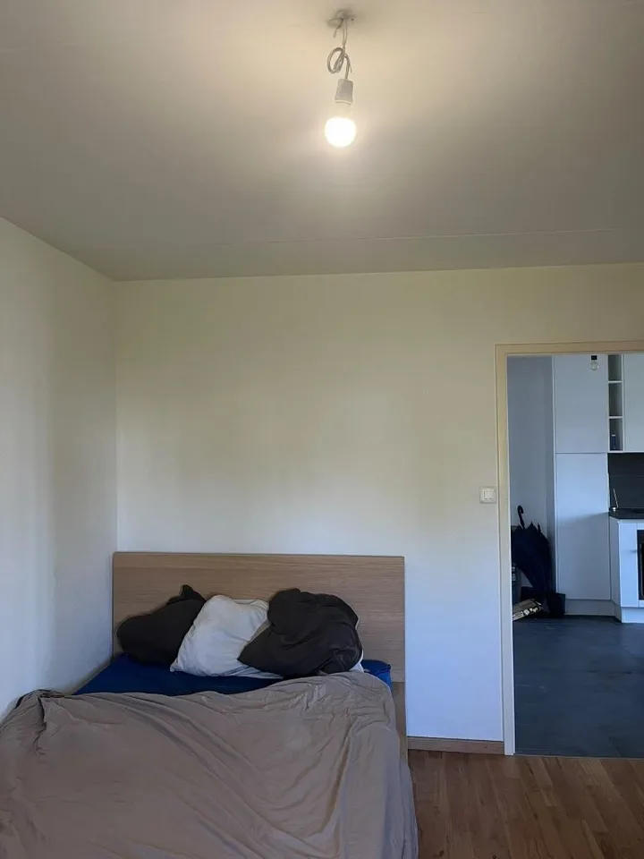 Appartamento di 2,5 locali al 3° piano con balcone a Renens