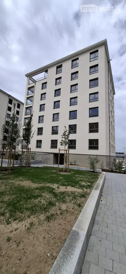 Neubau: Hochmodere Wohnungund Studio mit seperater Küche in Ostermundigen