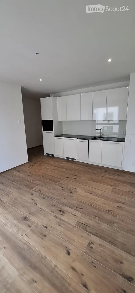 Nouveau bâtiment: Appartement et studio modernes avec cuisine séparée à Ostermundigen