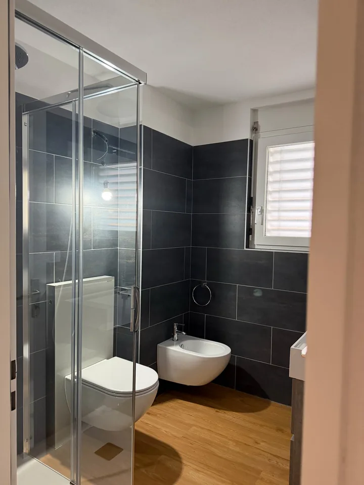 Elegant 3.5-room apartment in Ascona, with view and balcony