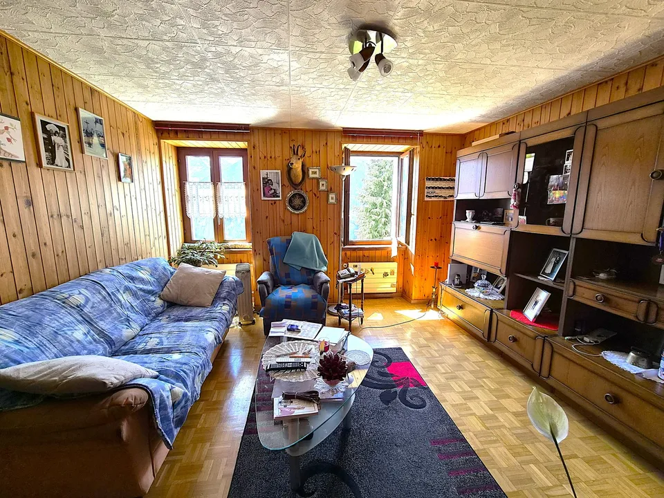Zweifamilienhaus mit Garten sehr sonnig, mit schöner Panoramablick auch Zweitwohnsitz
