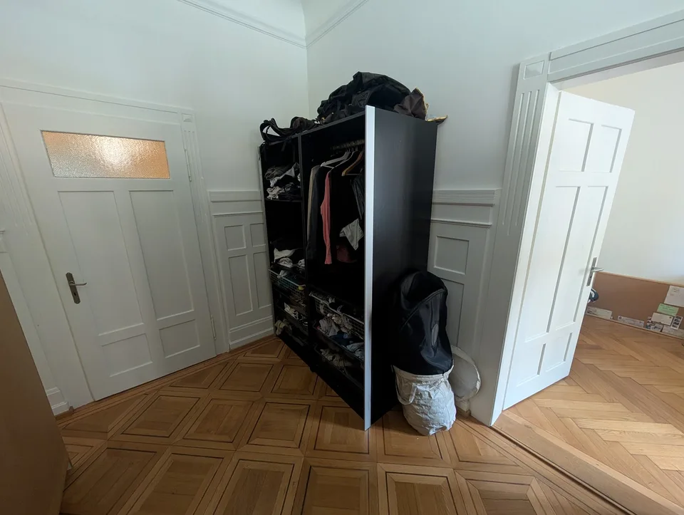 Sottolocazione temporanea di 1,5 locali nel centro di Zurigo (Vicino all'ETH Polyterrasse e alla stazione centrale) Date flessibili / Preavviso breve!