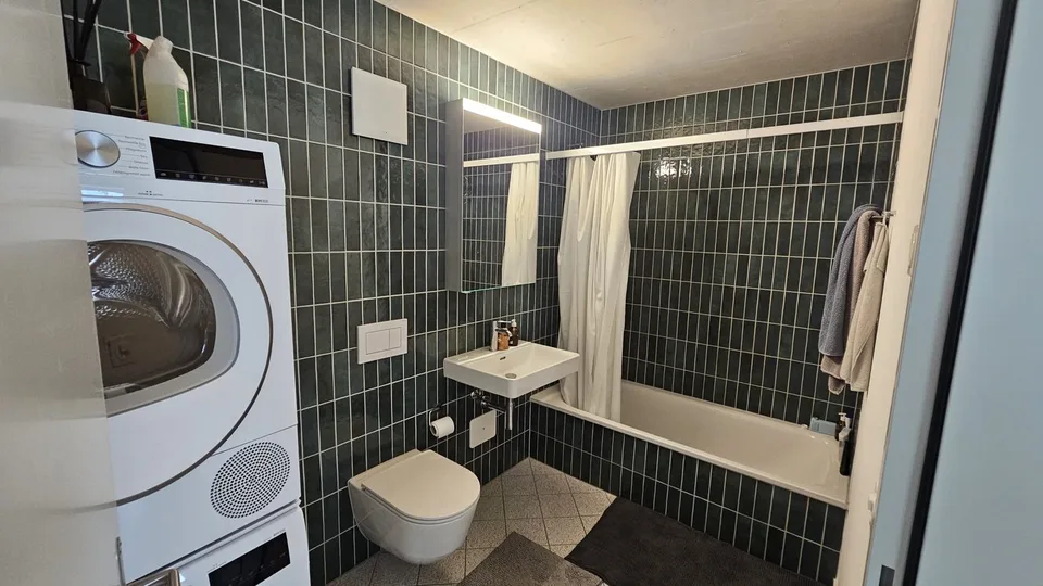 Schöne 2.5-Zimmer-Wohnung am Thomasweg in Liebefeld zu vermieten