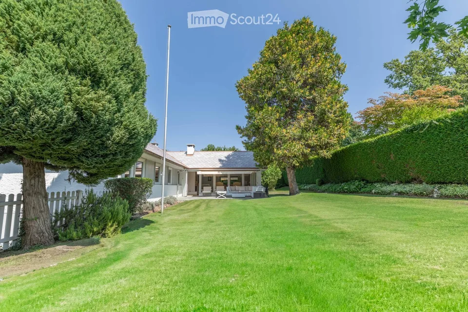 Elegante Villa in Collonge-Bellerive – 8 Zimmer mit Seeproximität