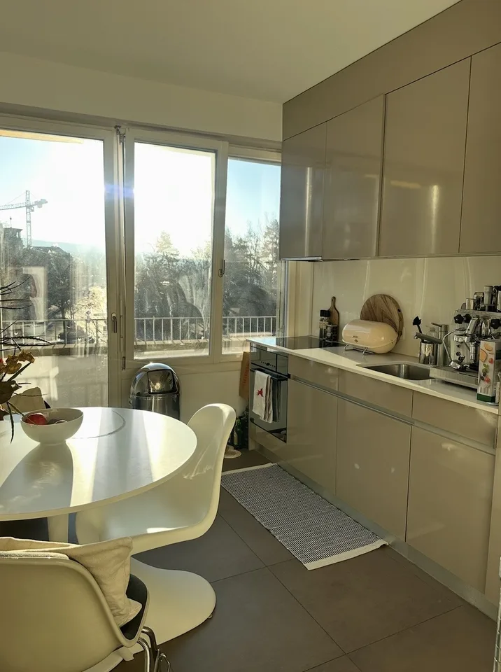 Modernes Zimmer zur Untermiete im Seefeld